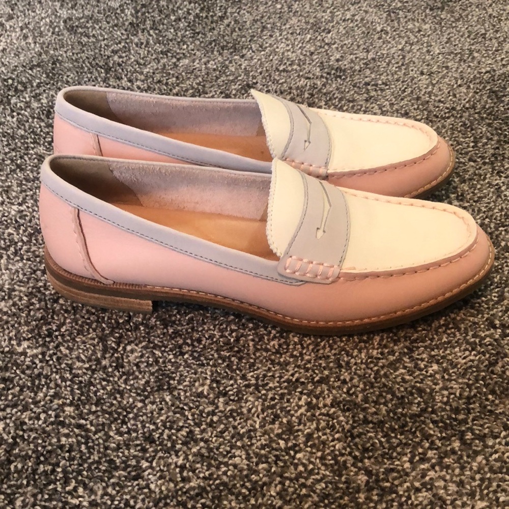 Sperry leather size 8 loafers